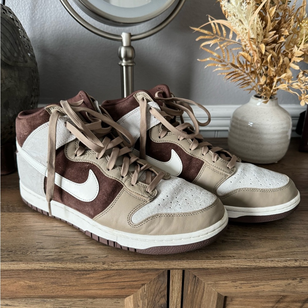 Nike Dunk High Light Chocolate
